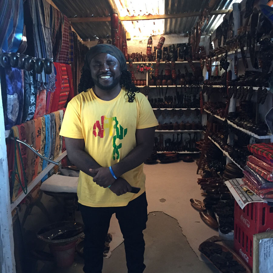 nyumbayetu-artigianato-africa-tanzania-Alfred