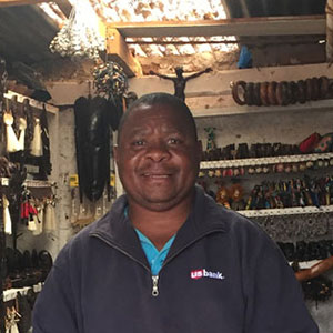 nyumbayetu-artigianato-africa-tanzania-stefano-icona